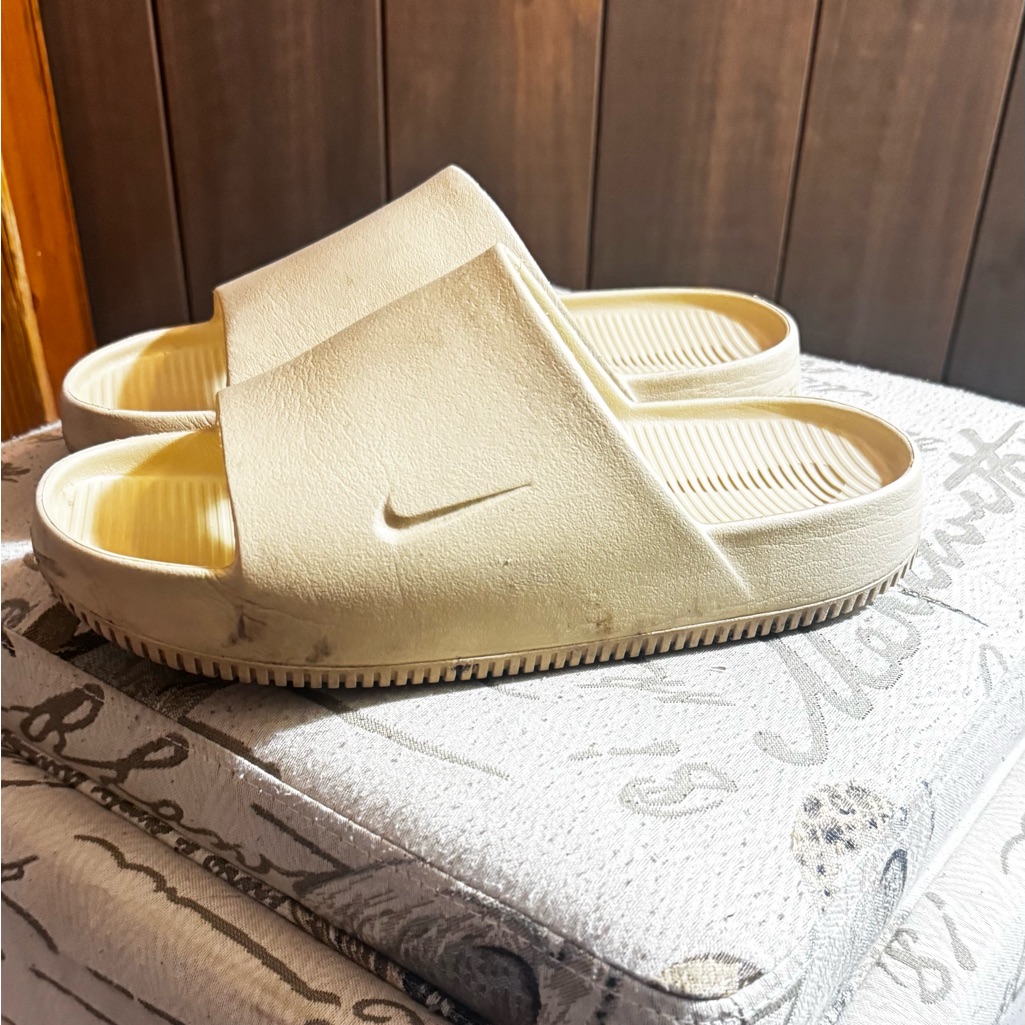 Nike Beige Slide Sandals